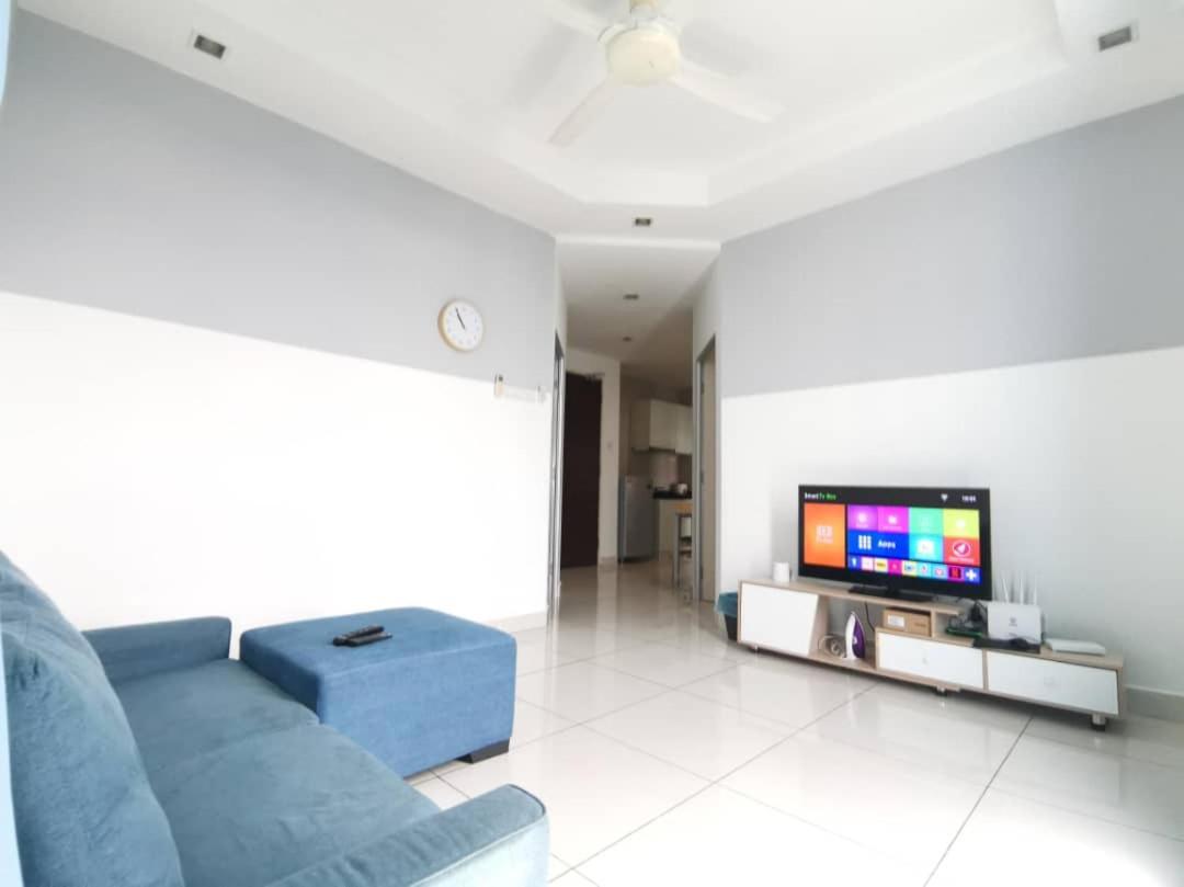 Homestay Kuala Lumpur ; Terminal Tbs ; Bukit Jalil Eksteriør bilde