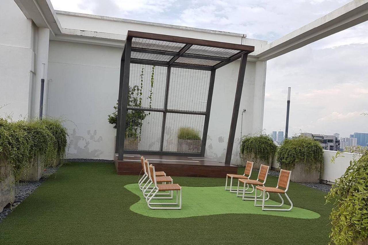 Homestay Kuala Lumpur ; Terminal Tbs ; Bukit Jalil Eksteriør bilde